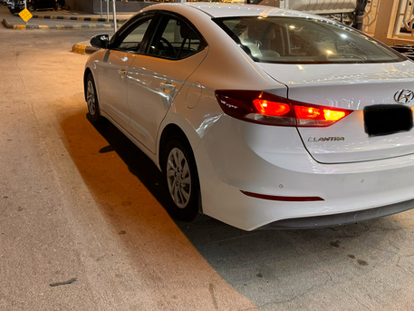 Riyadh, Vehicles, Cars & Trucks , SAR 28000,  Hyundai Elantra,  2018,  Automatic,  279456 KM,   Elantra 1.6. Standard