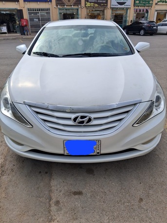 Riyadh, Vehicles, Cars & Trucks , SAR 12000,  Hyundai Sonata,  2013,  Manual,  400000 KM,