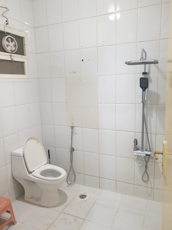 Riyadh, Bedspace For Rent, SAR 2500/month,  Fully Furnished 2BHK Apartment For Short-Term Rent Near Malaz