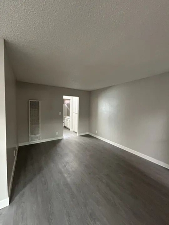 Gudaibiya, Apartments, Flats, Houses & Villas, BHD 130/month,  1 BR,  STUDIO WITH AC BHD 130