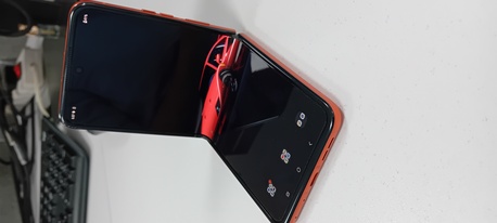 Hara, Mobile Phones, SAR 950,  Moto Razr 50