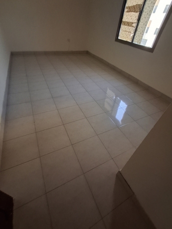 Manama, Apartments, Flats, Houses & Villas, BHD 235/month,  3 BR,  3bhk 235bd With Ac With Out Ewa In Gudabiya Near Bbk Bank