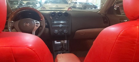 Jeddah, Vehicles, Cars & Trucks , SAR 17000,  Nissan Altima,  2010,  Automatic,  230500 KM,   In Good Condition For Sale