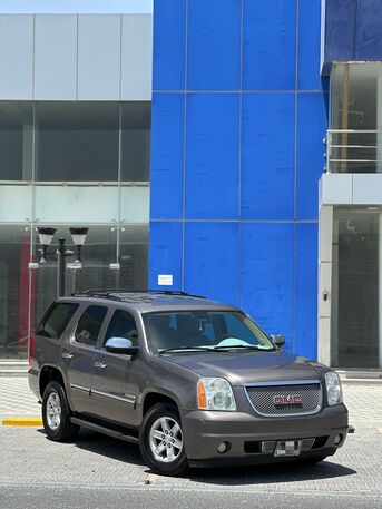 Riffa, Vehicles, Cars & Trucks , BHD 4900,  GMC YUKON 2014 BROWN,  2014,  Automatic,  280000 KM,