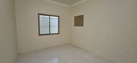 Riffa, Apartments, Flats, Houses & Villas, BHD 200/month,  1 BR,  200 Sq. Meter,  Spacious 3 BHK Apartment For Rent In Riffa Souq Near Police Station