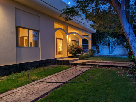 Saar, Villas, BHD 700,  350 Sq. Meter,  Beautiful 3 BHK Garden Villa In Saar BD 700/-