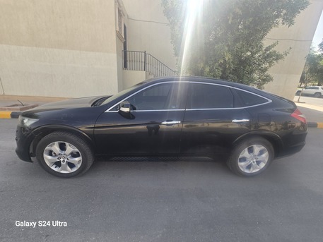 Al Murabba, Vehicles, Cars & Trucks , SAR 25000,  Honda Accord Crosstour V6  With 3.5L Engine AWD,  2012,  Automatic,  178000 KM,  Honda Accord Crosstour V6  With 3.5L AWD