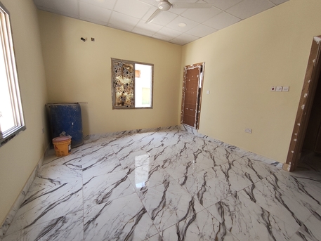 Budaiya, Apartments, Flats, Houses & Villas, BHD 160/year,  1 BR,  Budaiya:- Studio Flat On Rent With Unlimited Ewa & Split Ac..