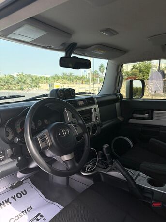 Manama, Vehicles, Cars & Trucks , BHD 8000,  Toyota FJ Cruiser 4x4 Full Option Imacalite Condation Single Ownar,  2018,  Automatic,  200000 KM,