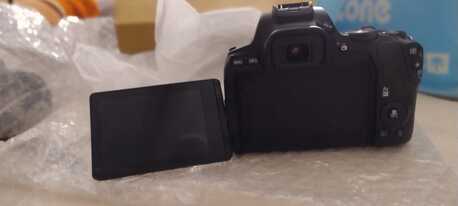 Dammam, Electronics, SAR 2100,  Canon EOS 250D CAMERA - USER FRIENDLY CAMERA -URGENT SALE