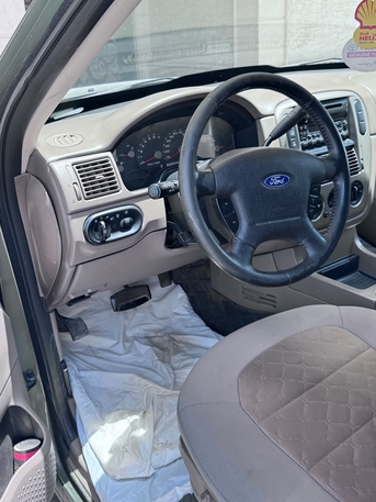 Riyadh, Vehicles, Cars & Trucks , SAR 9500,  Ford Explorer,  2001,  Automatic,  260870 KM,