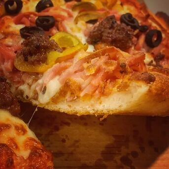 Melbourne, Food & Drink, AUTHENTIC ITALIAN PIZZA NEAR Caroline Springs, VIC