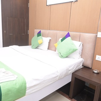 Nagpur, Commercial Villas, Wedding Guest Friendly Hotel In Nagpur | Silver Apartment Somalwada Stay
