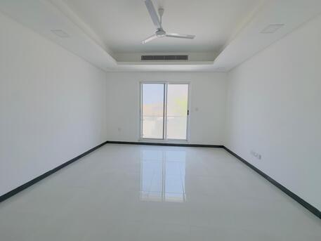 Manama, Apartments, Flats, Houses & Villas, BHD 240/month,  2 BR,  150 Sq. Meter,  Modern 2BHK|Balcony|Elevator|central And Spilt Ac