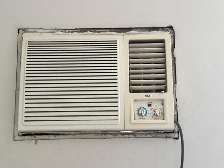 Jeddah, Appliances, SAR 2800,  Household Items For Sale In Jeddah &ndash; AC, IKEA Dining Table, Treadmill, Fan, Cylinder & Tab