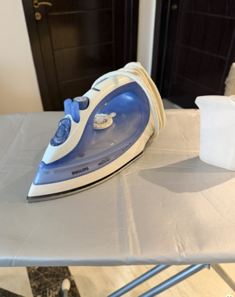 Al Sulaymaniyyah, Appliances, SAR 70,  Philips Steam Iron + Ironing Board