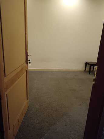 Jeddah, Rooms for Rent, SAR 600/month,  One Room Available In Dhahban Jeddah