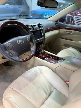 Manama, Vehicles, Cars & Trucks , BHD 3500,  Lexus LS 460,  2007,  Automatic,  242400 KM,  Toyota Rush / 2022 (Silver)