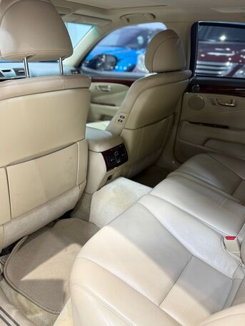 Manama, Vehicles, Cars & Trucks , BHD 3500,  Lexus LS 460,  2007,  Automatic,  242400 KM,  Toyota Rush / 2022 (Silver)