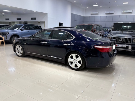 Manama, Vehicles, Cars & Trucks , BHD 3500,  Lexus LS 460,  2007,  Automatic,  242400 KM,  Toyota Rush / 2022 (Silver)
