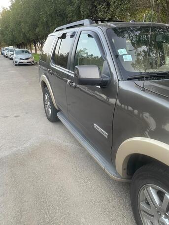 Al Jubail Al Balad, Vehicles, Cars & Trucks , SAR 15000,  Explorer 8 Cylinder,  2008,  Automatic,  176000 KM,  Full Option ,excellent Condition