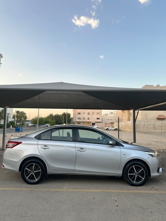 Jeddah, Vehicles, Cars & Trucks , SAR 27500,  Toyota Yaris,  2017,  Automatic,  250 KM,