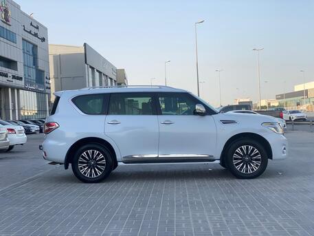 Manama, Vehicles, Cars & Trucks , BHD 6500,  Nissan Patrol,  2015,  Automatic,  213000 KM,   Platinum  (White)
