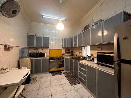 Jeddah, Furniture, SAR 1800,  Kitchen Cabinets + Gas Stove For Sale