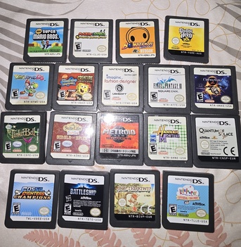 Dammam, Video Games, SAR 50,  18 Nintendo DS / 3 DS Video Game Bundle (Mario, Bomberman, Final Fantasy III, And More)