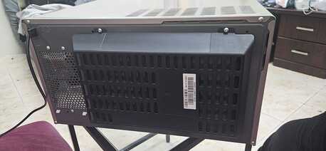 Al Nakhil, Appliances, SAR 700,  LG 42L Microwave Grill &ndash; Gray, Like New