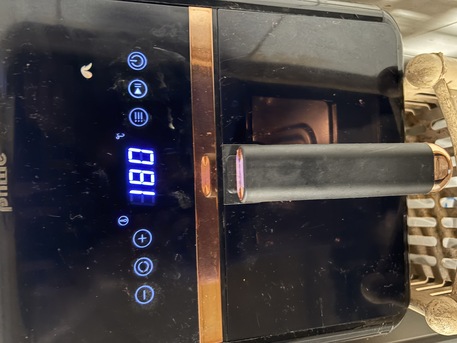 Jeddah, Appliances, SAR 150100,  I Want To Sell Air Fryer And Gas Stove