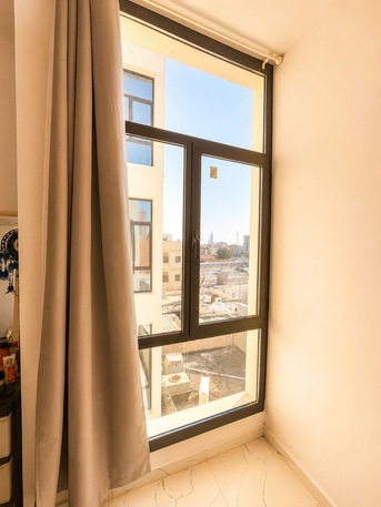 Salmaniya, Housing Exchanges, BHD 120/month,  2 BR,  SHARING FLAT FOR RENT IN SALMANIYA
