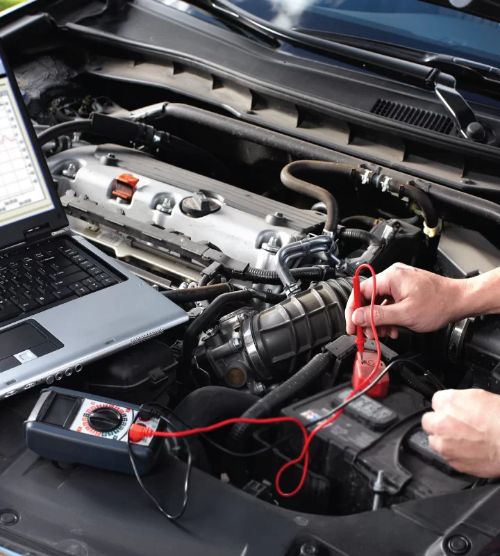 Dubai, Automotive, Early Problem Detection With Expert Car Diagnostics