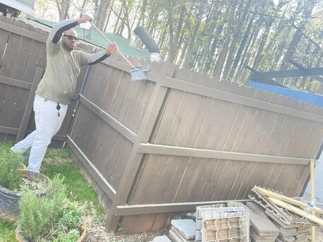 New York, Household, Get Expert Deck Staining In Atlanta | B Frank Services