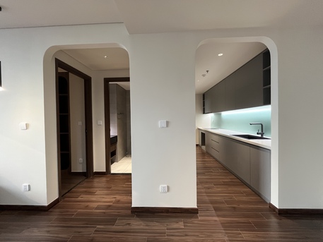 Ho Chi Minh City, Apartments, Flats, Houses & Villas, VND 45000000/month,  Furnished,  100 Sq. Meter,  Spacious Apartment Modern Decoration For Rent Next District 1