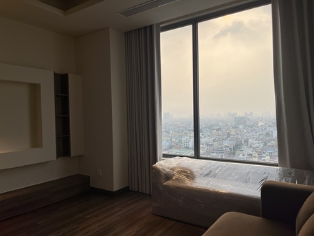 Ho Chi Minh City, Apartments, Flats, Houses & Villas, VND 45000000/month,  Furnished,  100 Sq. Meter,  Spacious Apartment Modern Decoration For Rent Next District 1