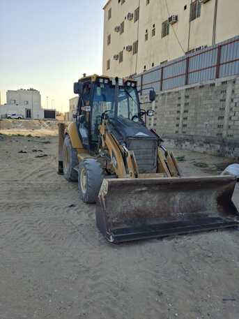 Dammam, Vehicles, Cars & Trucks , SAR 90000,  Bacho Loader Caterpillar Model 2010,  2010,  000 KM,   For Sale