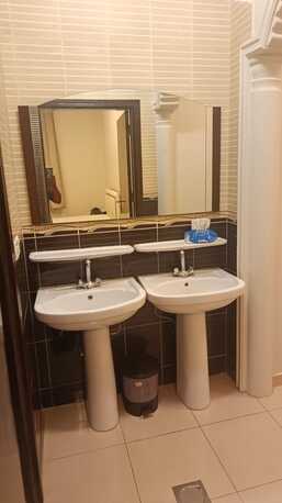 Riyadh, Apartments, Flats, Houses & Villas, SAR 11000/year,  4 BR,  I Offering Room 11000 Riyal For 4 Bed Room With Semi Furnished.