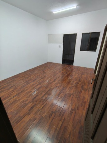 Al Aziziyah, Rooms for Rent, Big Room Available For Indian Bachelors Only