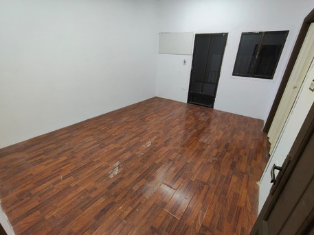 Al Aziziyah, Rooms for Rent, Big Room Available For Indian Bachelors Only