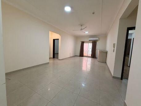 Umm Al Hassam, Apartments, Flats, Houses & Villas, BHD 320/month,  3 BR,  Spacious Apartment For Rent | Near KIMS Hospital