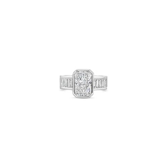 Sharjah, Jewelry, AED 8600,  Radiant Cut Lab Grown Diamond Ring In Eternity Band