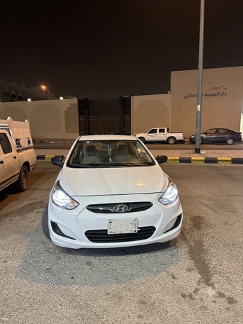 Riyadh, Vehicles, Cars & Trucks , SAR 15000,  Hyundai Accent,  2012,  Manual,  328000 KM,  White   Transmission In Clean Condition
