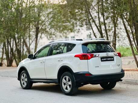 Manama, Vehicles, Cars & Trucks , BHD 3950,  Toyota RAV4,  2015,  Automatic,  190000 KM,    MODEL VERY WELL MAINTAINED CAR IN EXCELLENT CONDITION CALL 33665080, 3326