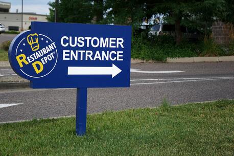 Tampa Bay, Graphic Design, How Tampa Outdoor Signs Help Businesses Increase Visibility And Customer Traffic