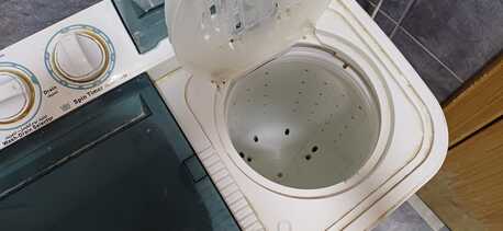 Riyadh, Household Items, SAR 250,  Midea Twin-Tub Washing Machine (Excellent Condition)