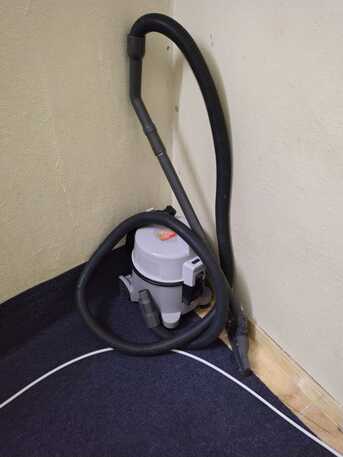 Al Batha, Household Items, SAR 200,  Hitachi Vacuum Cleaner