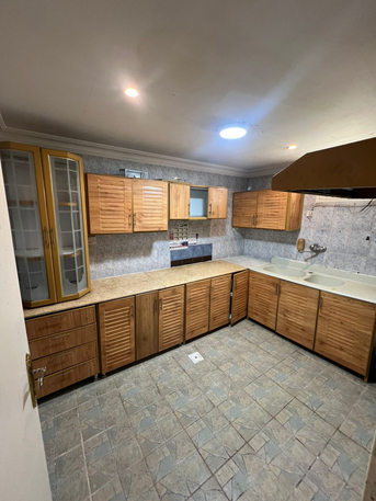 Al Malaz, Rooms for Rent, SAR 36000/year,  2 Bhk Unfurnished Room Available