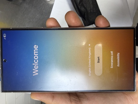 Riyadh, Mobile Phones, SAR 2300,  Samsung Galaxy S24 Ultra 256GB &ndash; Neat & Clean | Bought From Zain