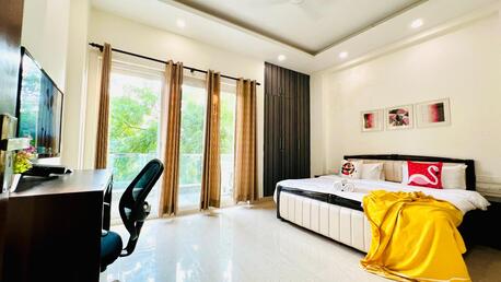 Gurgaon, Apartments, Flats, Houses & Villas, INR 4500/day,  Furnished,  1 BR,  600 Sq. Feet,  1 BHK Apartment Apartment DLF Cyber City Gurgaon